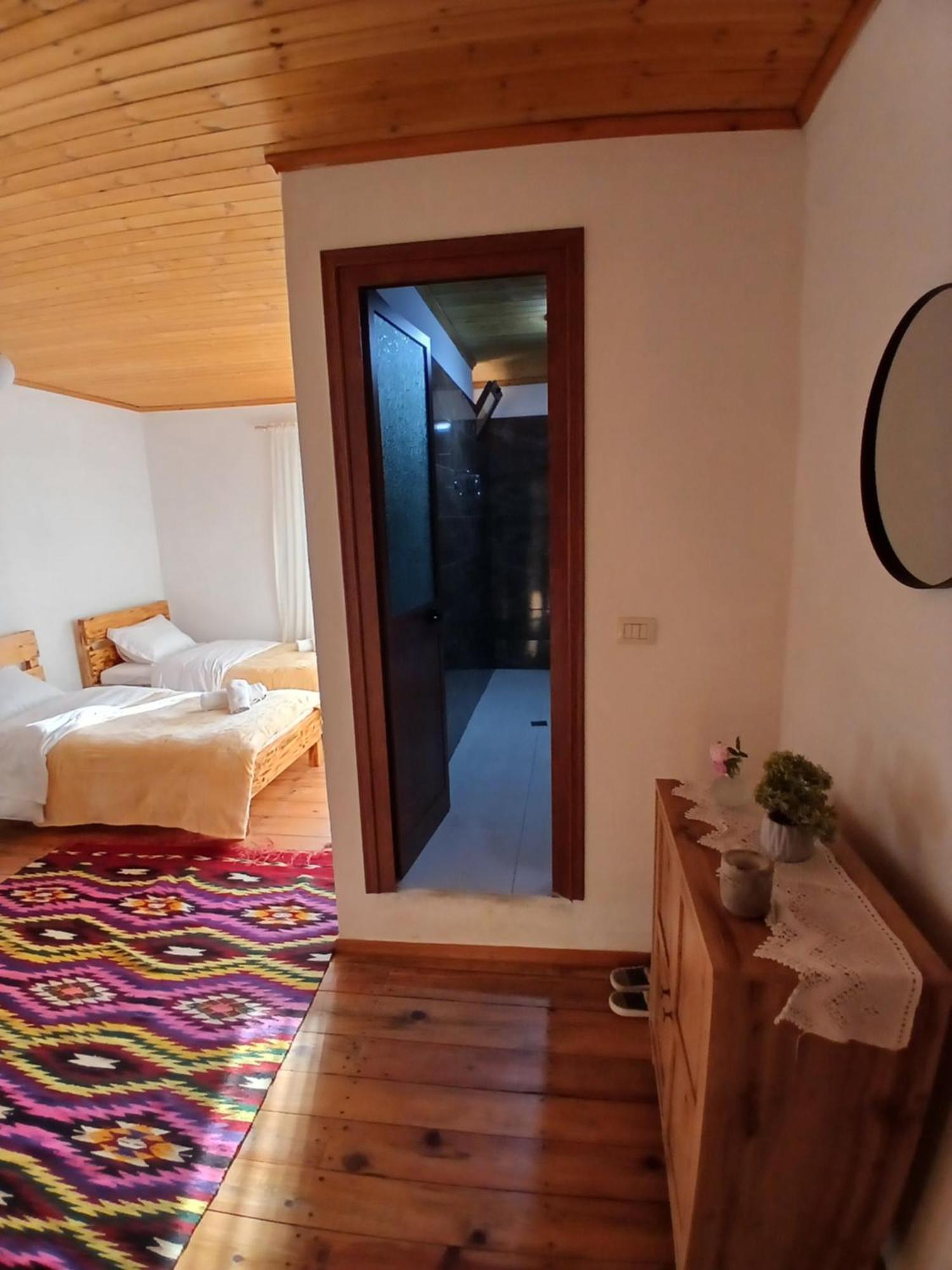 Bujtina Tusha Hotel Priska e Madhe Kültér fotó