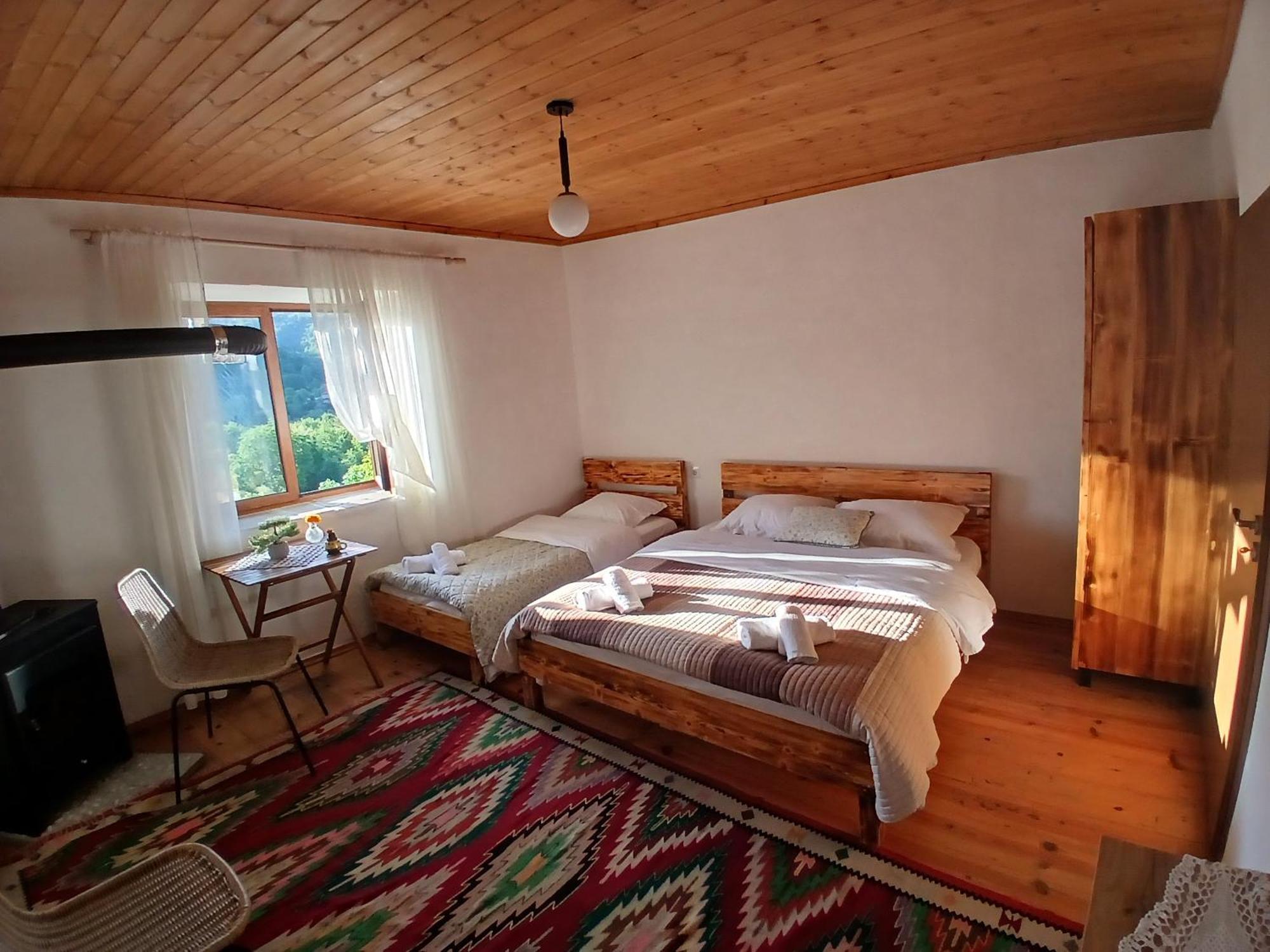 Bujtina Tusha Hotel Priska e Madhe Kültér fotó