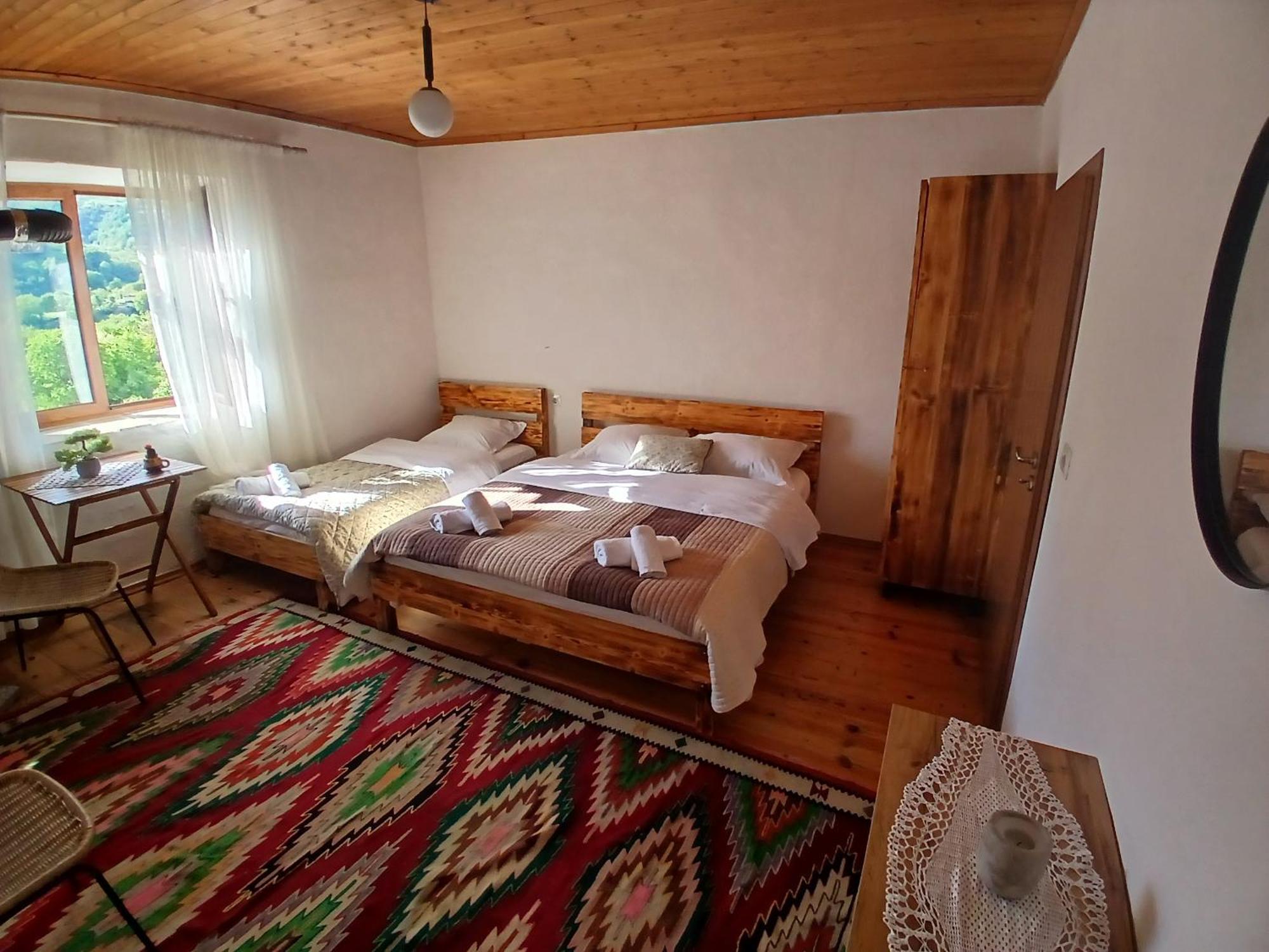 Bujtina Tusha Hotel Priska e Madhe Kültér fotó