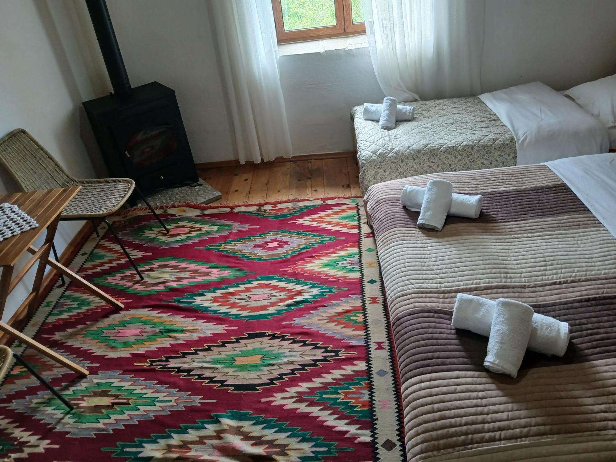 Bujtina Tusha Hotel Priska e Madhe Kültér fotó
